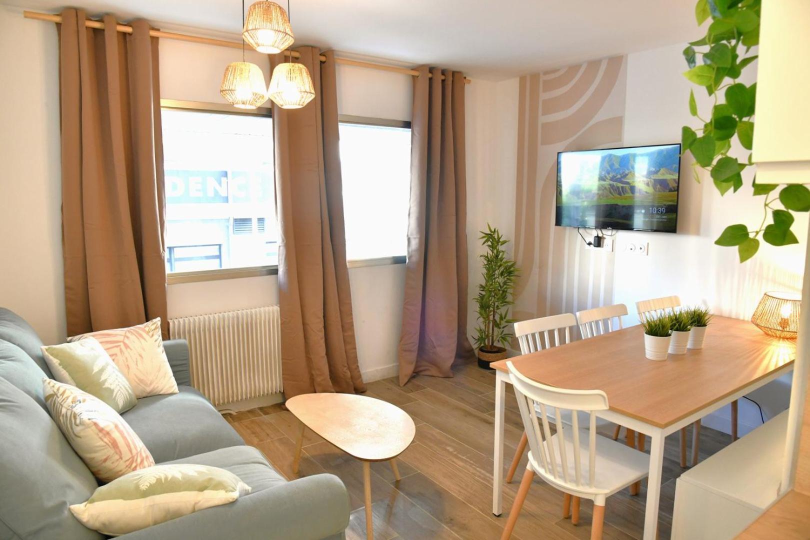 A Quelques Minutes De La Croisette - 8 Pers Apartment Cannes Bagian luar foto